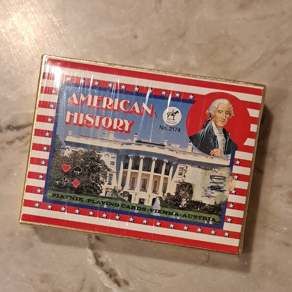 Gold Edged Playing Cards with Historical Figures - Picture 2 of 2